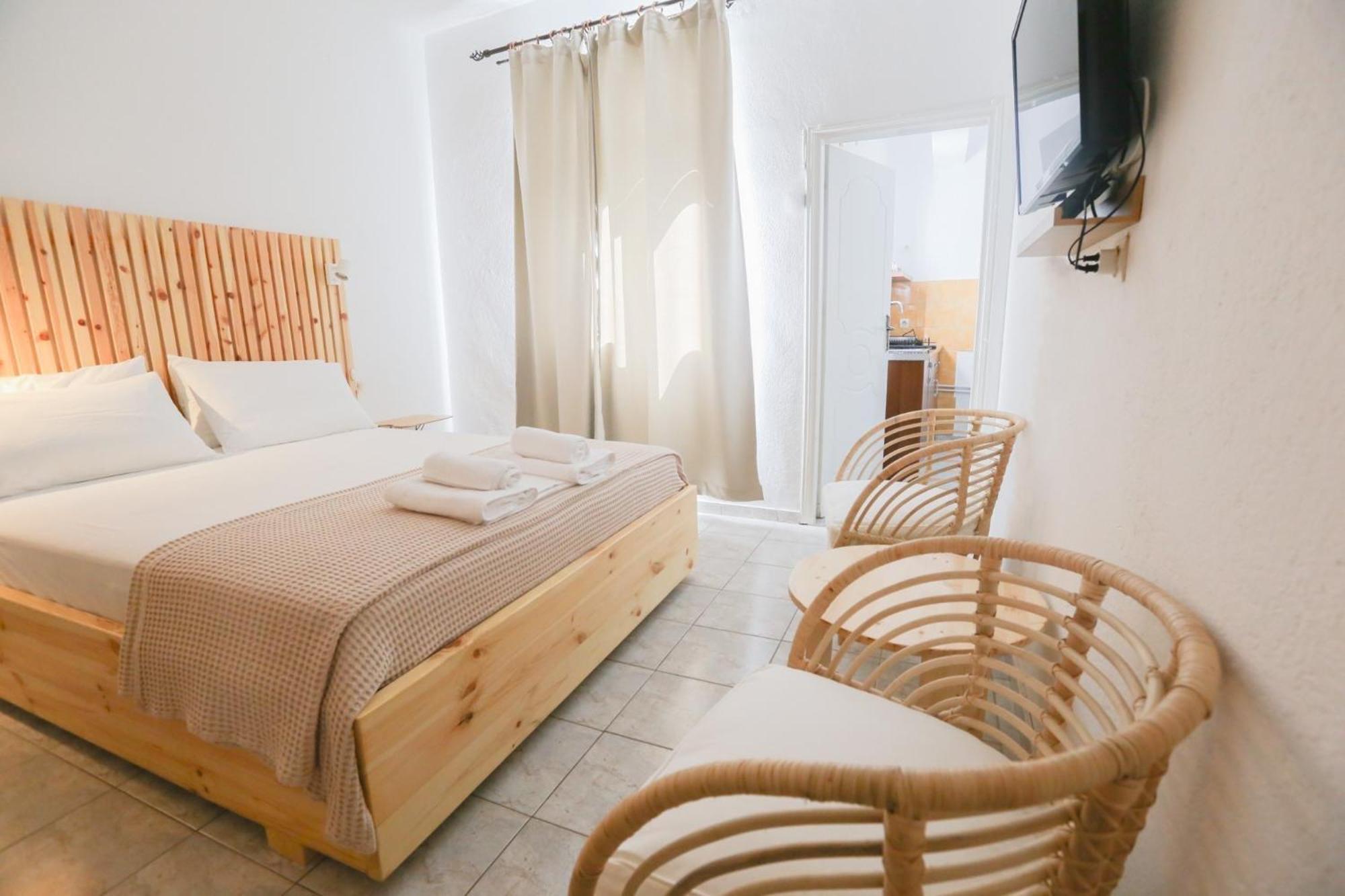 Nona'S Rooms Himare Ngoại thất bức ảnh